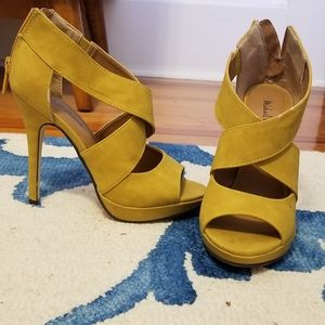 Mustard colored Michael Antonio peep-toe heels with thick straps in size 6